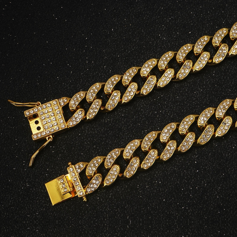 Luxury Cuban Chain Dog Collar – Gold Plated Metal