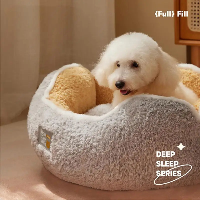 DreamPaws Plush Nest – Super Soft and Warm Bed for Cats and Small Dogs